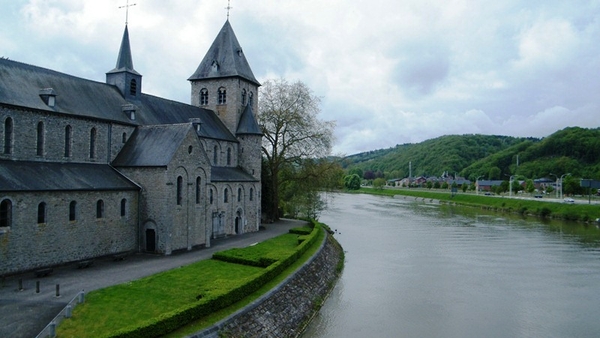 marche batteurs de cuir dinant