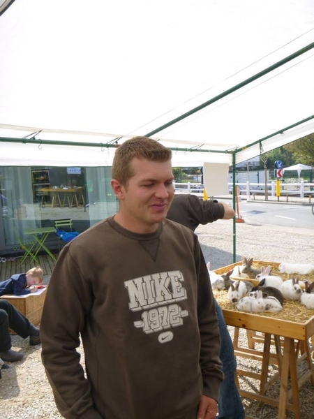 954621_380209955430141_1346857417_n