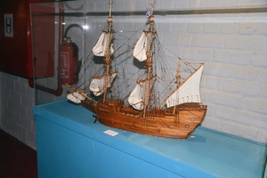 236 Zeebrugge Onderzeeër - lichtschip - vismijnmuseum