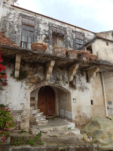 42 in Argiroupoli