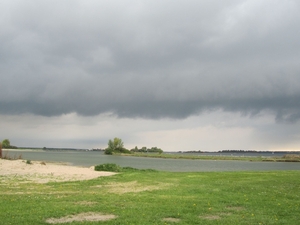 Slecht weer over het Veersr meer