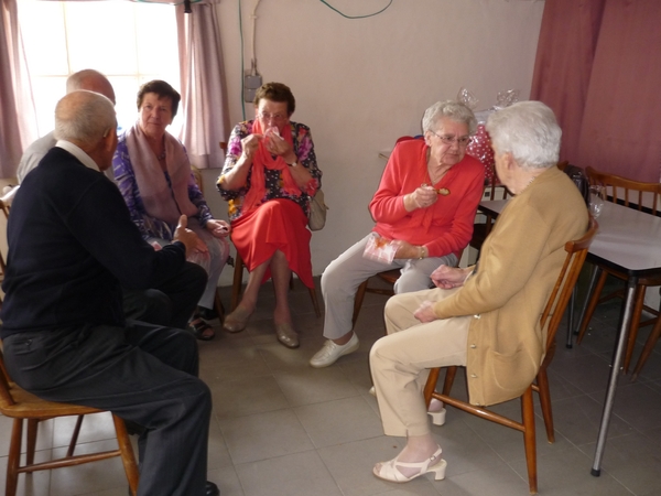 130616 A&A een babbeltje van de zusters