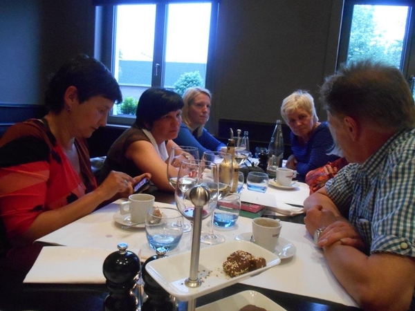 etentje in de Vienna  11 juni 2013 dinsdagavond groep 020