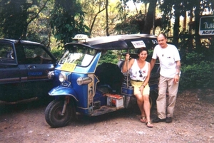 098-TUK%25252520TUK%25252520MET%25252520ANITA