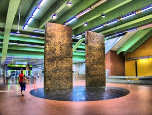 BRUSSEL METRO KRUIDTUIN HDR.