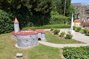 133 Mini Europa 15 juli 2013 - Estland Tallinn middeleeuwse muur