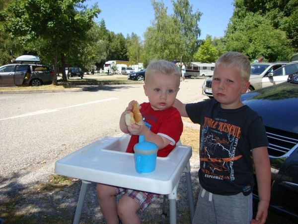 Andries Anita Niels Ruben ( Oostenrijk )