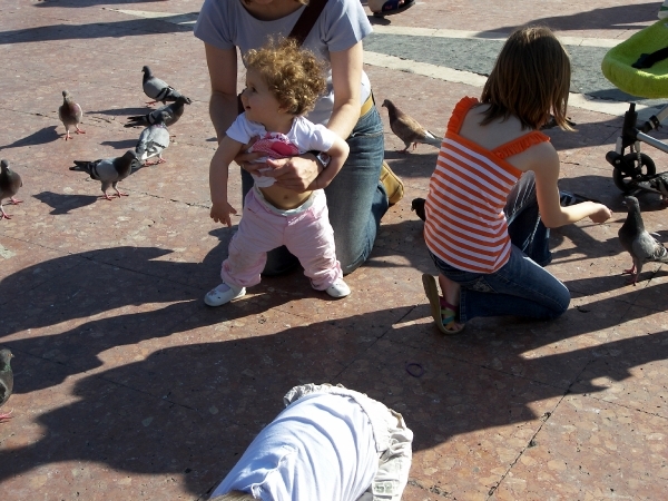 Kinderpret op de Plaza Catalunya