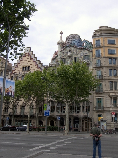 Gebouw ontworpen door Antonio Gaudi