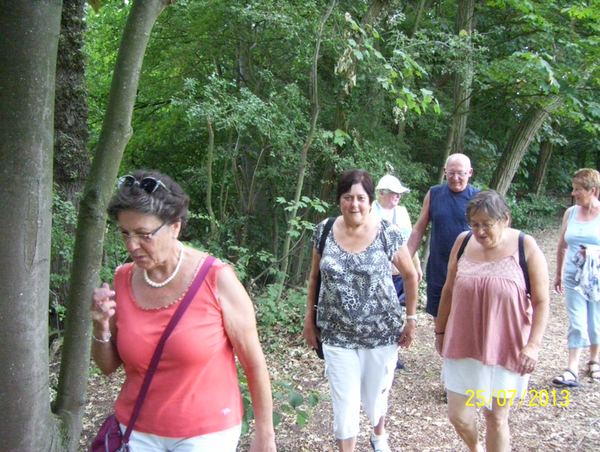 Fietsen naar en wandelen in Roosendael -  25 juli 2013