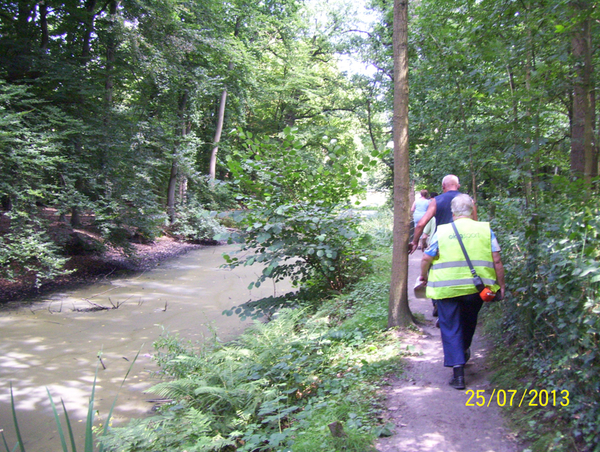 Fietsen naar en wandelen in Roosendael -  25 juli 2013