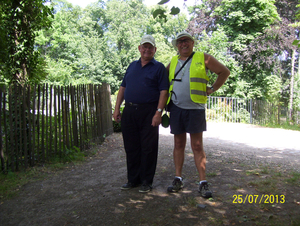 Fietsen naar en wandelen in Roosendael -  25 juli 2013