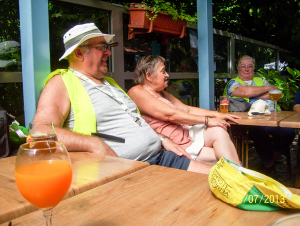 Fietsen naar en wandelen in Roosendael -  25 juli 2013