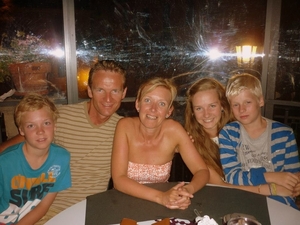 67941_4347120600911_259901536_n