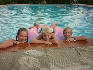 184048_1881487841633_2672607_n