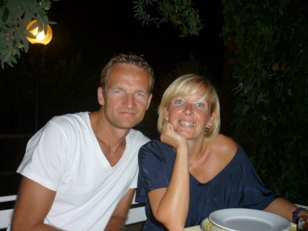 281365_1881519362421_620402_n