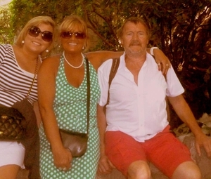 196749_10151385992363146_1434844077_n