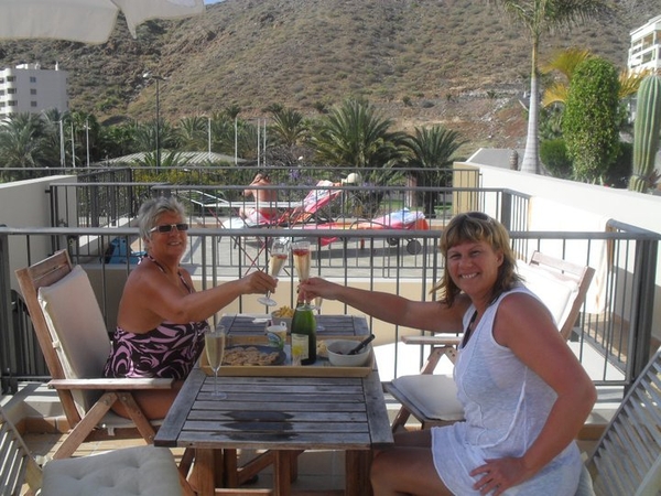 215667_1642476584933_5907917_n