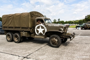 sized_Wings and Wheels 2013-6090