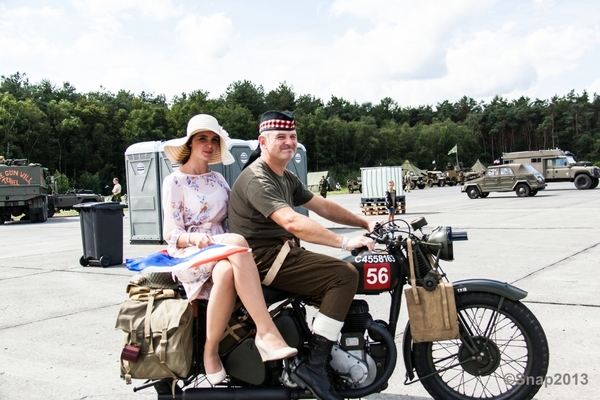 sized_Wings and Wheels 2013-6258