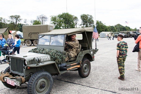 sized_Wings and Wheels 2013-6430