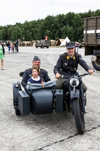 sized_Wings and Wheels 2013-6524