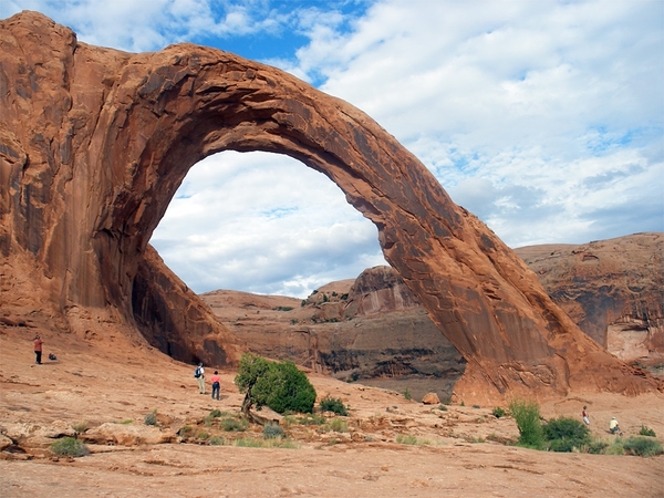 corona-arch