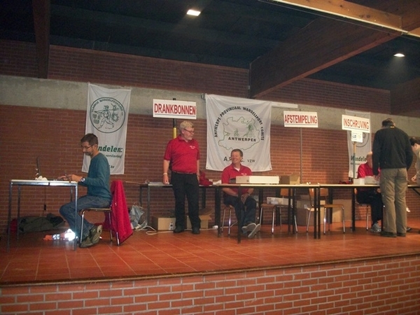 04-Inschrijving met 677 deelnemers