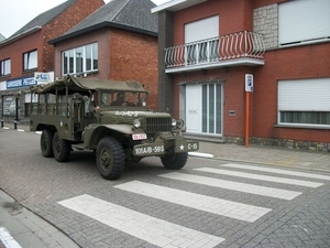 28-Militaire parade in Peulis