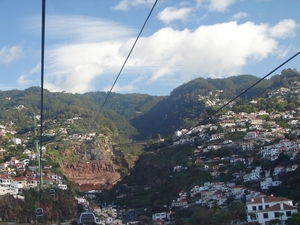 0809 Madeira - 243 - Funchal vanuit kabelbaan