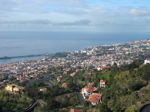 0809 Madeira - 250 - Funchal vanuit kabelbaan