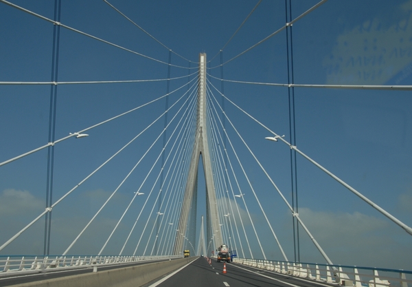 Pont de Normandie in Honfleu, langste tuibrug in Europar