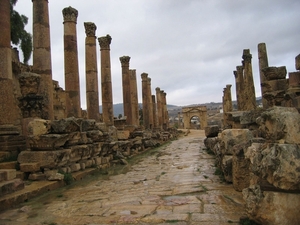 2b Jerash _doorkijk naar noordelijke poort