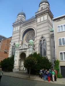 P1090780B