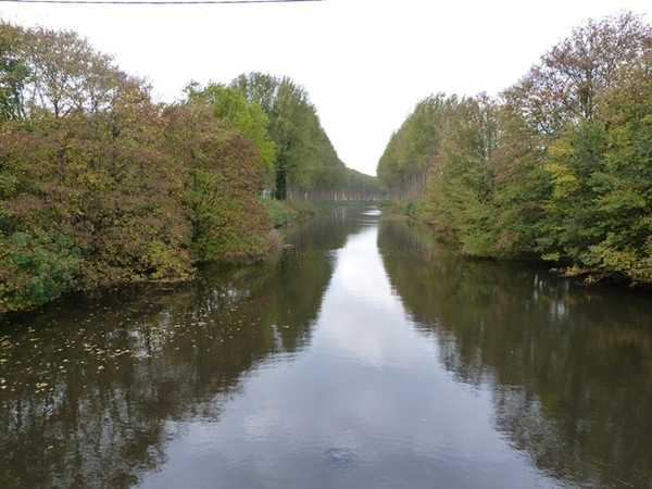 024-Leopoldskanaal loopt naast Schipdonkkanaal