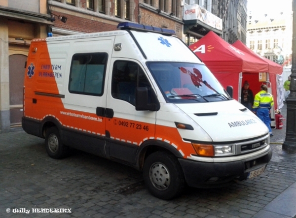 AMBU 1-ELK-450 GROTE MARKT 20140105_5