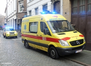 MERCEDES 1-JLE-459 & MUG RAAPSTRAAT 20151230