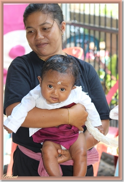 Ceremonie 3 maanden baby Komang (59)