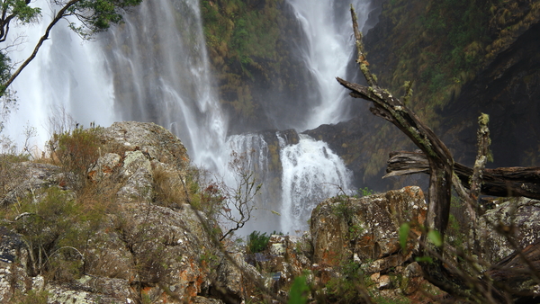 BIJ DE LISBON WATERVAL (2)