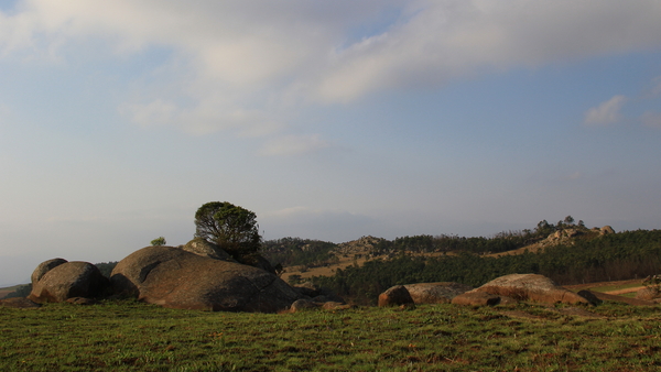 DOOR EEN MOOI LANDSCHAP