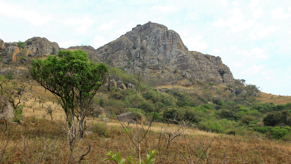 HET RUWE LANDSCHAP IN MLILWANE