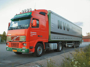 Volvo F 12