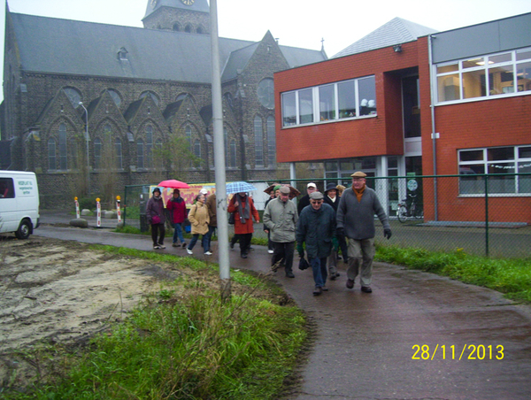 Wandeling naar Mechelse Kruidtuin - 28 november 2013