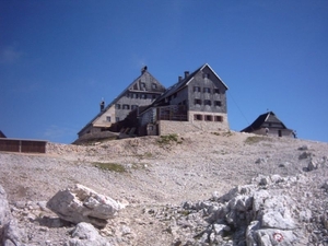 20040823 Triglav Jo+Ora 025 Triglavski Dom