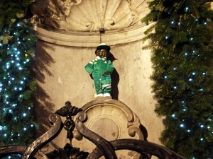 36 Manneke Pis...