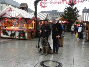Bajka en Ziva op de kerstmarkt