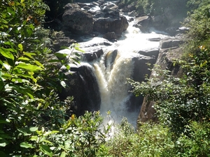 4e Ranomafama omg., waterval _P1180320