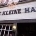 Caf In de kleine hal