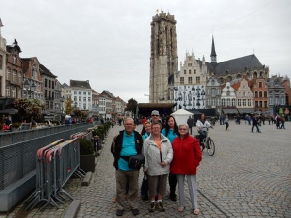 Mechelen 5oktober  Manneblusserswandeltocht