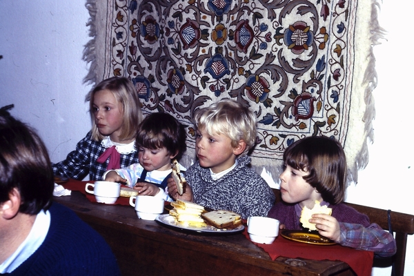 Sara,Esther,Judith 069